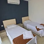 Airport Hotel 2*
